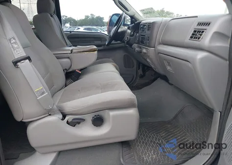 2004 Ford F-250 Lariat/Xl/Xlt z USA, uszkodzony, nr VIN 1FTNX21P24EB75044